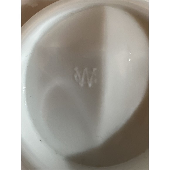 Vintage Westmorland Queen Victoria Open Hands Milk Glass Dish Candy Card Holder - Picture 5 of 9
